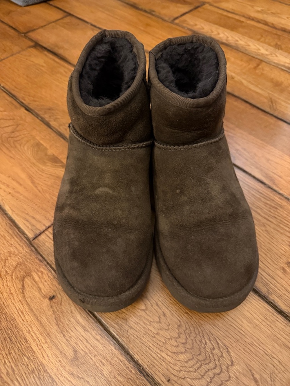UGG Short Suede Shearling Boots in Chocolate Brown